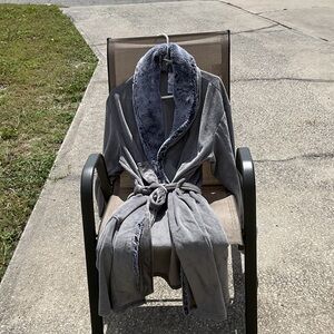 ⭐️SALE⭐️$25 Hotel Collection Faux Fur Gray Bathrobe New with tags